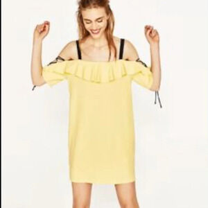 Zara Baby Yellow Cold Shoulder Ruffles Lace zip Sleeves Dress